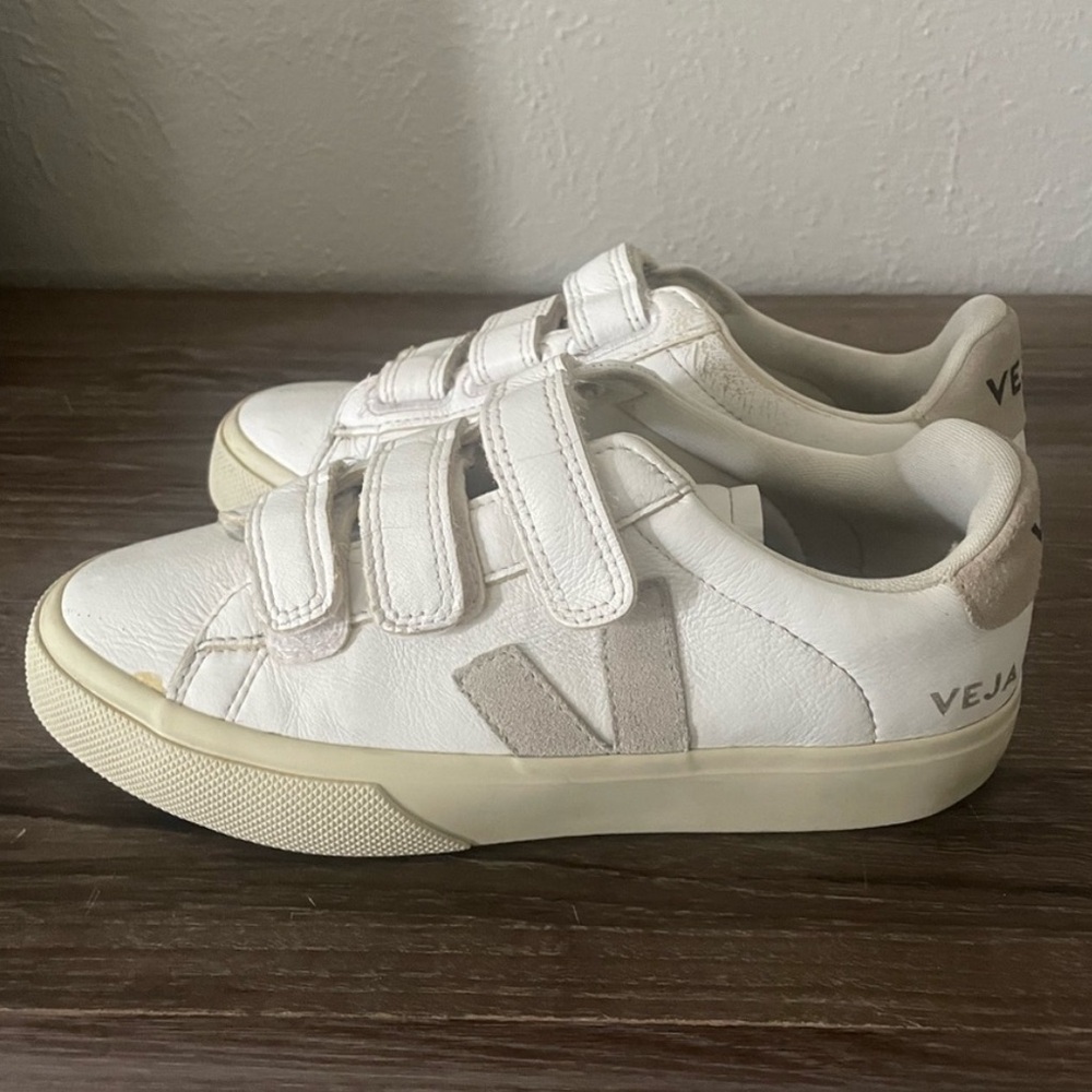 VEJA Velcro sneakers